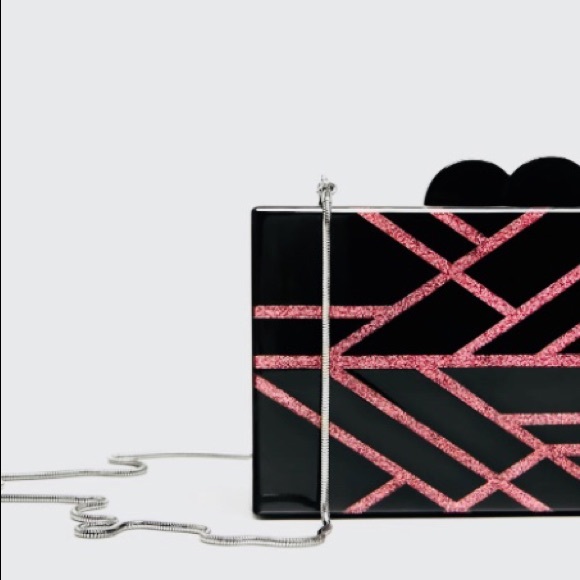 Zara Handbags - [ZARA] GORGEOUS MINAUDIÈRE WITH FUCHSIA DETAILS